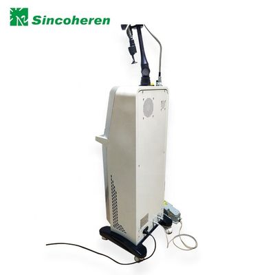 Refrigeración por agua máquina fraccionaria Vaginal Tightening del laser del CO2 de 12,1 pulgadas